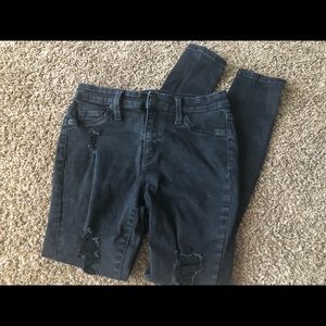 universal thread distressed skinny jeans